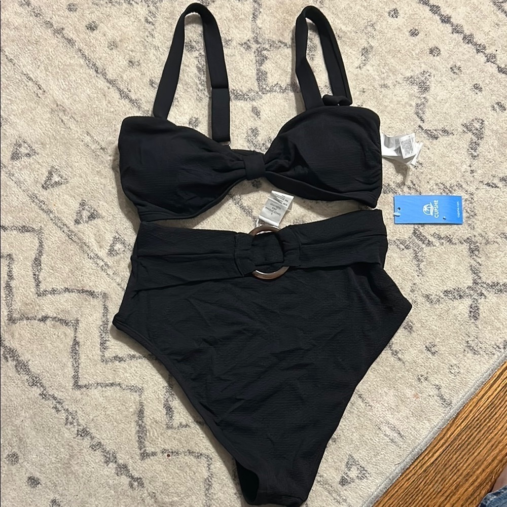 Cupshe Black Bikini Set with High-Waisted Bottoms size Small NWT